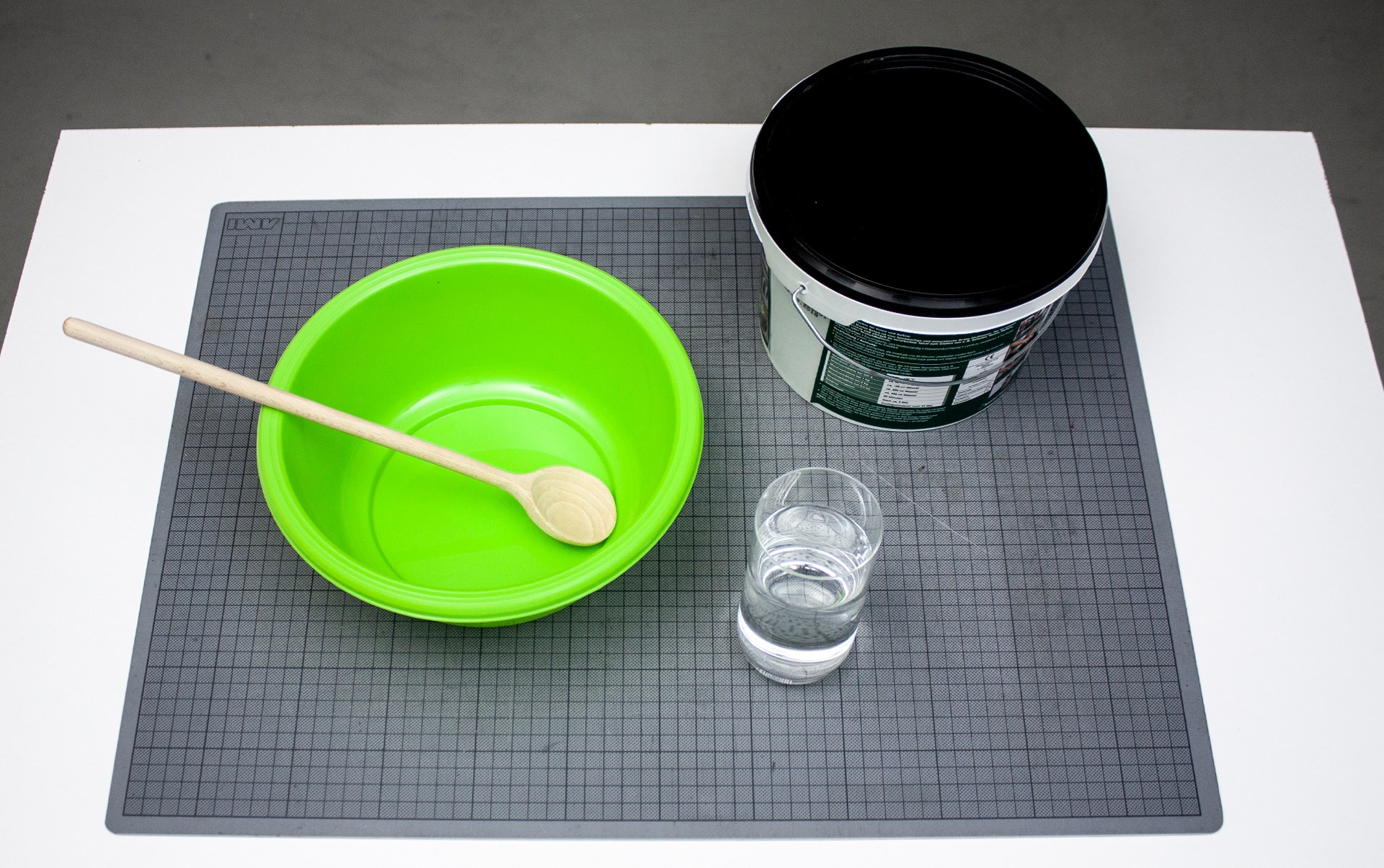 DIY-Betonvase-Schritt-3-2 DIY-Betonvase-Schritt-3-2