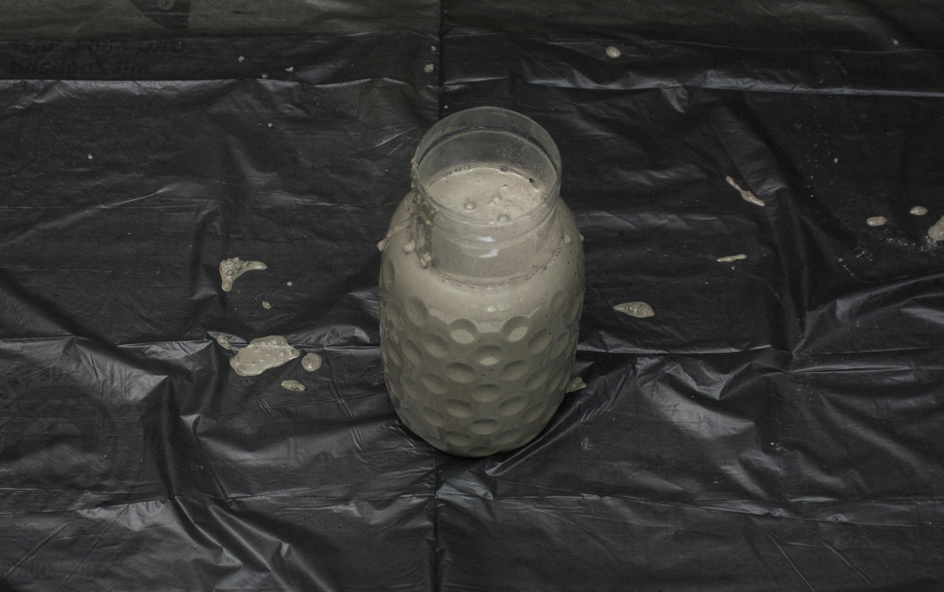 DIY-Betonvase-Schritt-4-2 DIY-Betonvase-Schritt-4-2