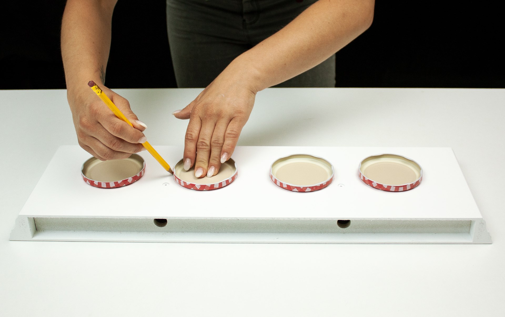 DIY-Schraubglasregal-Schritt-1-2 DIY-Schraubglasregal-Schritt-1-2