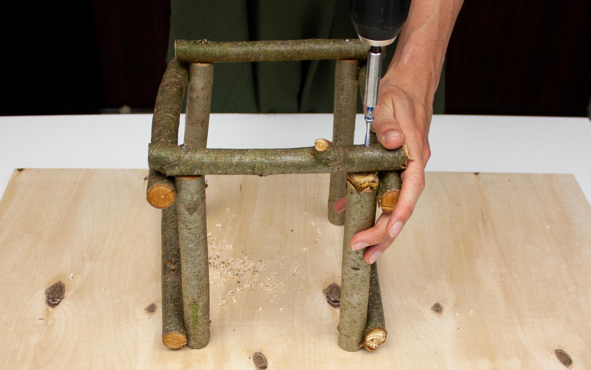 DIY-Vogelhaus-Schritt-4-2 DIY-Vogelhaus-Schritt-4-2