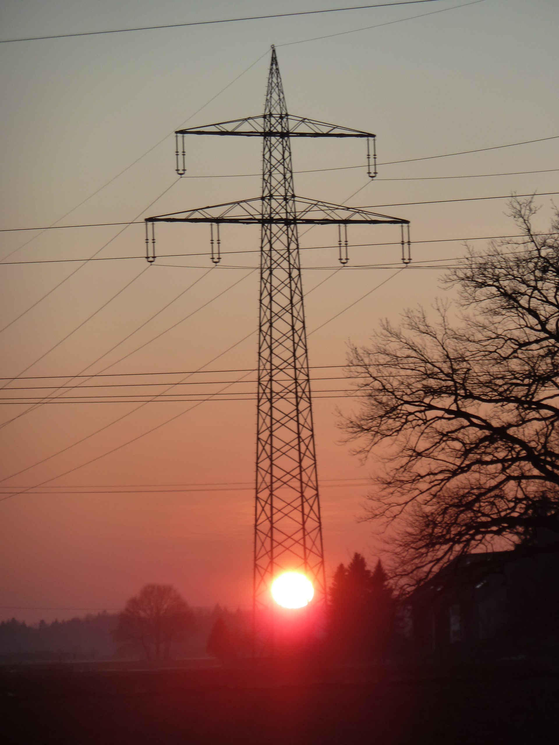 Dieter Lochner Dieter Lochner: Sonnenaufgang am Strommast