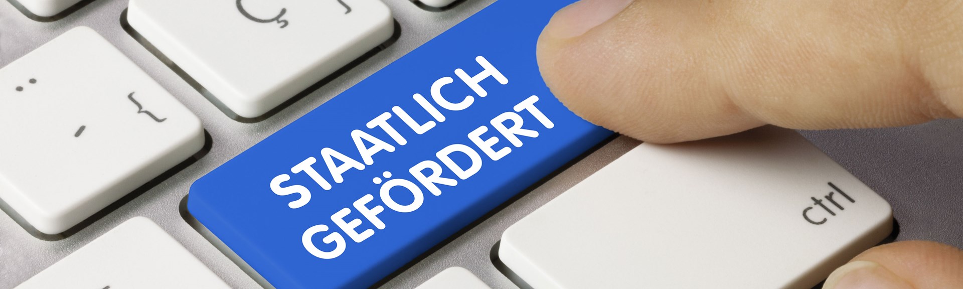 env-v2408g_teaserbild_fördermitteldatenbank_4000x1200px env-v2408g_teaserbild_fördermitteldatenbank_4000x1200px